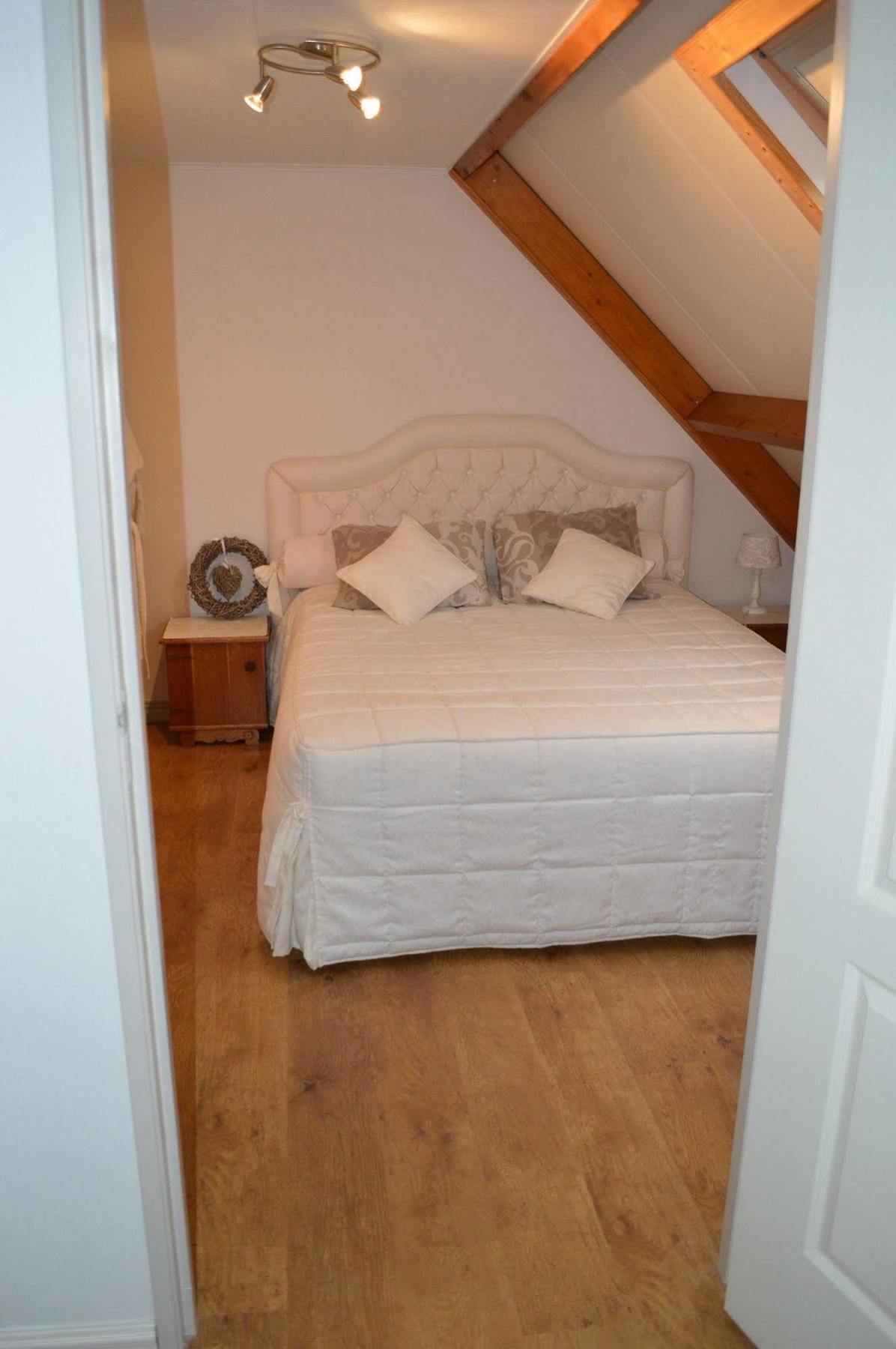 Bed and Breakfast Huize Ouwervelden Wouwsche Plantage Exterior foto